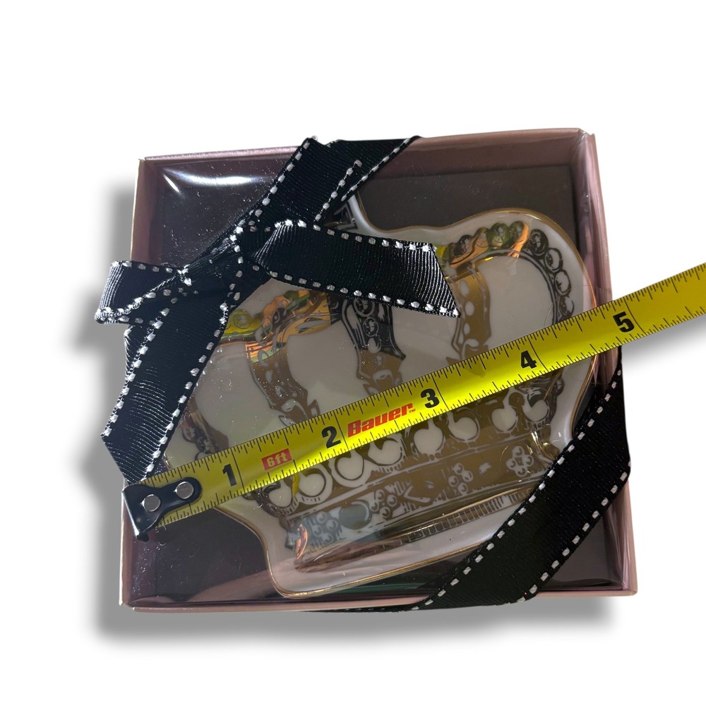 Juicy Couture Limited Edition Crown Trinket Tray Gold White Ceramic Jewelry Dish - Picture 3 of 4